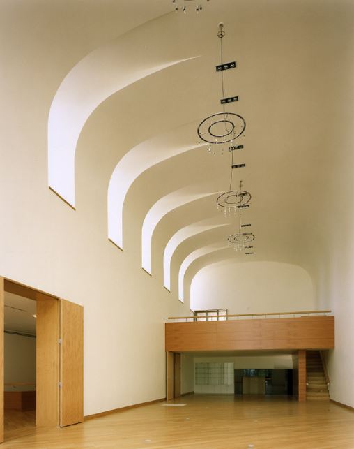retokommerling's tweet photo. #Arquitectos _
Hoy cumple años Rafael Moneo (9 de mayo de 1937).

"Esta profesión tiene obligaciones, los edificios adquieren importancia cuando completan algo más amplio que ellos, la ciudad."

¿Cuál es tu preferido?

#Arquitectura https://t.co/X8HGTn8XwL