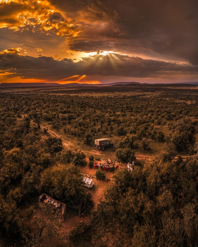 OlarroK's tweet photo. Panoramic Sunset
Experience this unforgettable sunset while enjoying your dinner by the bush.
#privateconservancy #luxurysafari #safarikenya #travelafrica #wildlifeafrica #privatesafari #kenya #africansafari #sunrise #safarilodge #olarrokenya https://t.co/ElNn6qrbr2