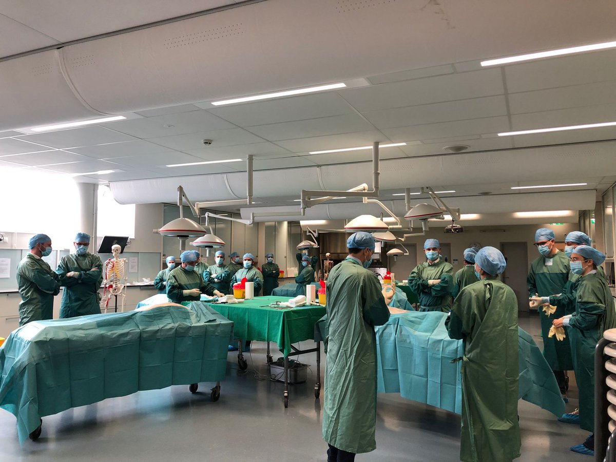 ESSOnews's tweet photo. Getting ready for the hands-on session 🙌#pancreaticcancer #ESSOcourses #medtwitter #EYSAC
@me4_so @PanCAN @P_C_E_ @PCE_Association @doctor_felix @spartelli @e_rangelova @sahlgrenska @uniklinik_hd @erasmusmcintl @UniHeidelberg @EYSAC1 https://t.co/r3I8yp8dt8
