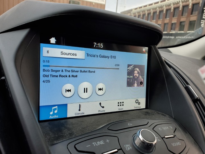 TheSeventhBrat's tweet photo. Starting the week off right. #OldTimeRockNRoll @BobSeger https://t.co/jLq7wKd40J