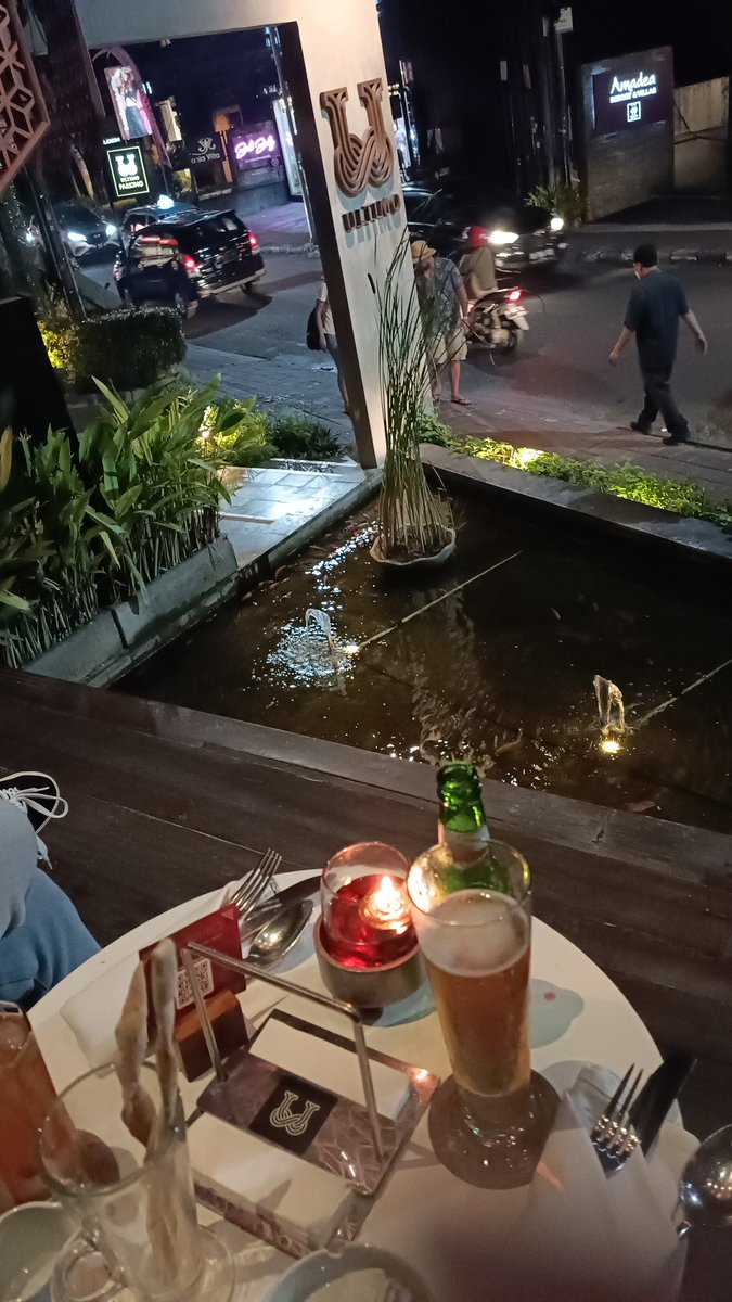 Slmat malam bali 😁😁