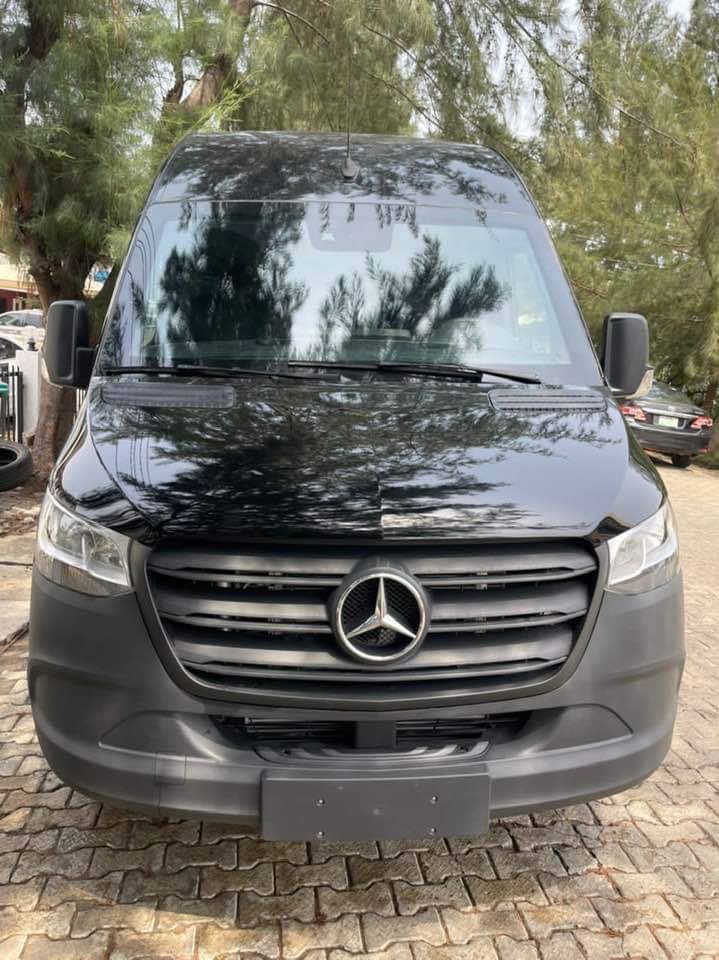 AutoplugA's tweet photo. 🔥Foreign used 2020
Benz sprinter 4500
Duty ✅
Price:520M
@AutoplugA
Call/WhatsApp:08131090987
@abujastreets @SOGautos1
@Eigenlitch @datogoniboy_
@BisolaCoCo @Xtremevick
@ABUJAPLUG #abujacars
#abujacleancars #benzsprinter #luxury #AbujaTwitterCommunity #abujacardeals https://t.co/rmG7IhOw6Y
