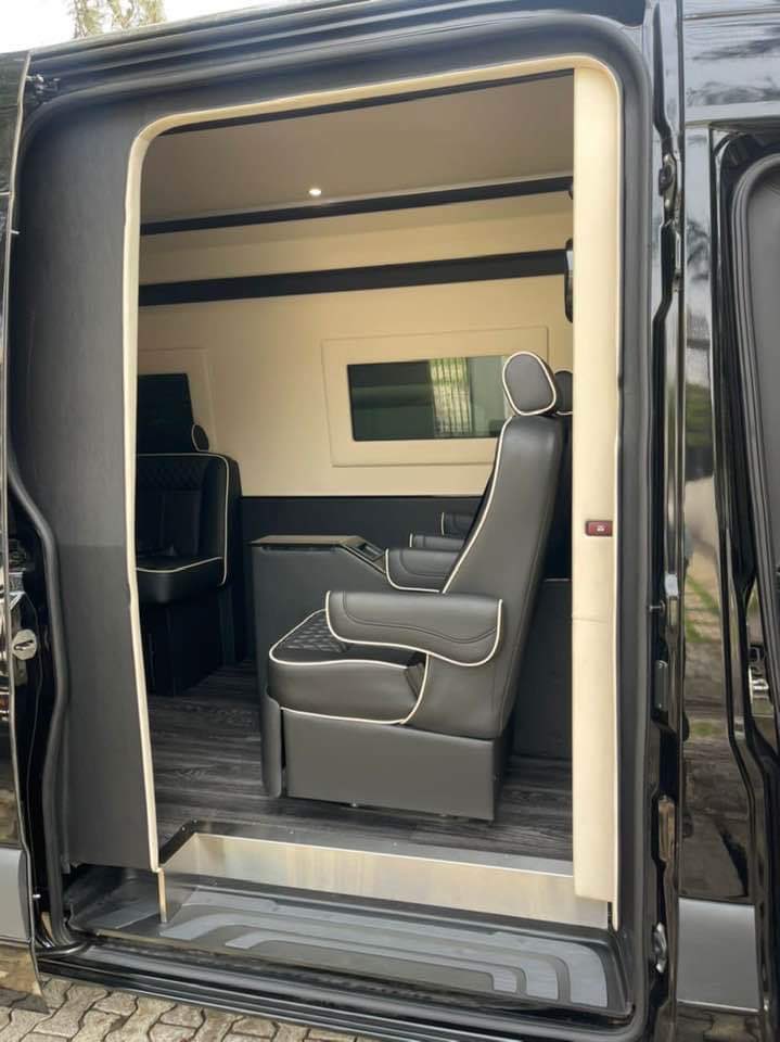 AutoplugA's tweet photo. 🔥Foreign used 2020
Benz sprinter 4500
Duty ✅
Price:520M
@AutoplugA
Call/WhatsApp:08131090987
@abujastreets @SOGautos1
@Eigenlitch @datogoniboy_
@BisolaCoCo @Xtremevick
@ABUJAPLUG #abujacars
#abujacleancars #benzsprinter #luxury #AbujaTwitterCommunity #abujacardeals https://t.co/rmG7IhOw6Y