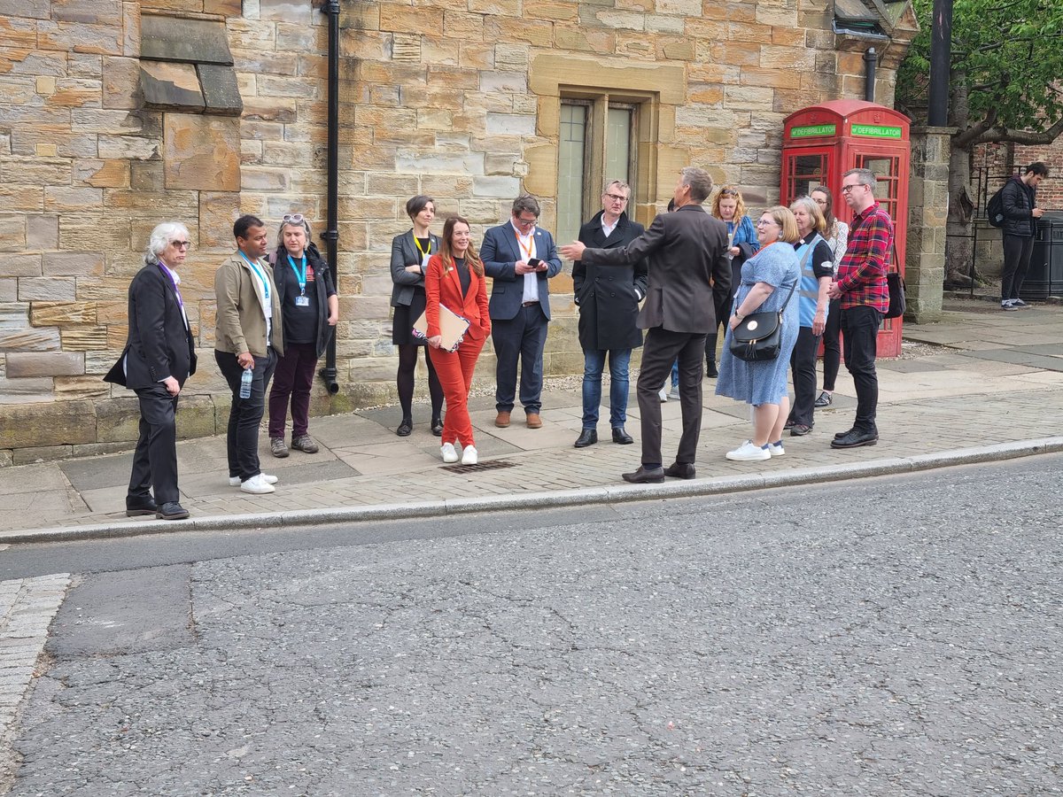 CultureCounty's tweet photo. Steve Cram is #backingthebid and he has been speaking to the judges about some of the big events taking place across the county
#durham2025 #CityofCulture2025 https://t.co/CjRIXTzyMn
