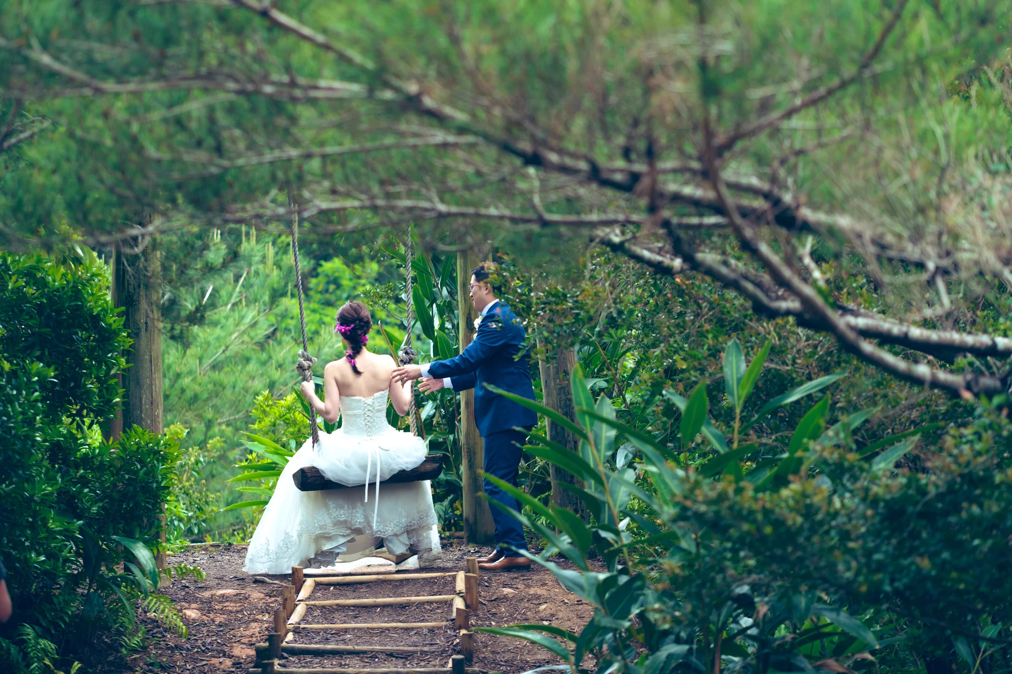 @ak_o114 沖縄本島には森林の中にブランコがあるんですよ！ 