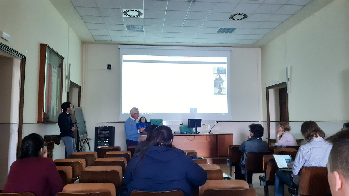 Phys2BioMed's tweet photo. Let's start the Progress meeting!
@dnavajas @AlessandroPode6
#pm7 #progressmeeting #lagodigarda #palazzofeltrinelli #phys2biomed https://t.co/17rA1FtX1i