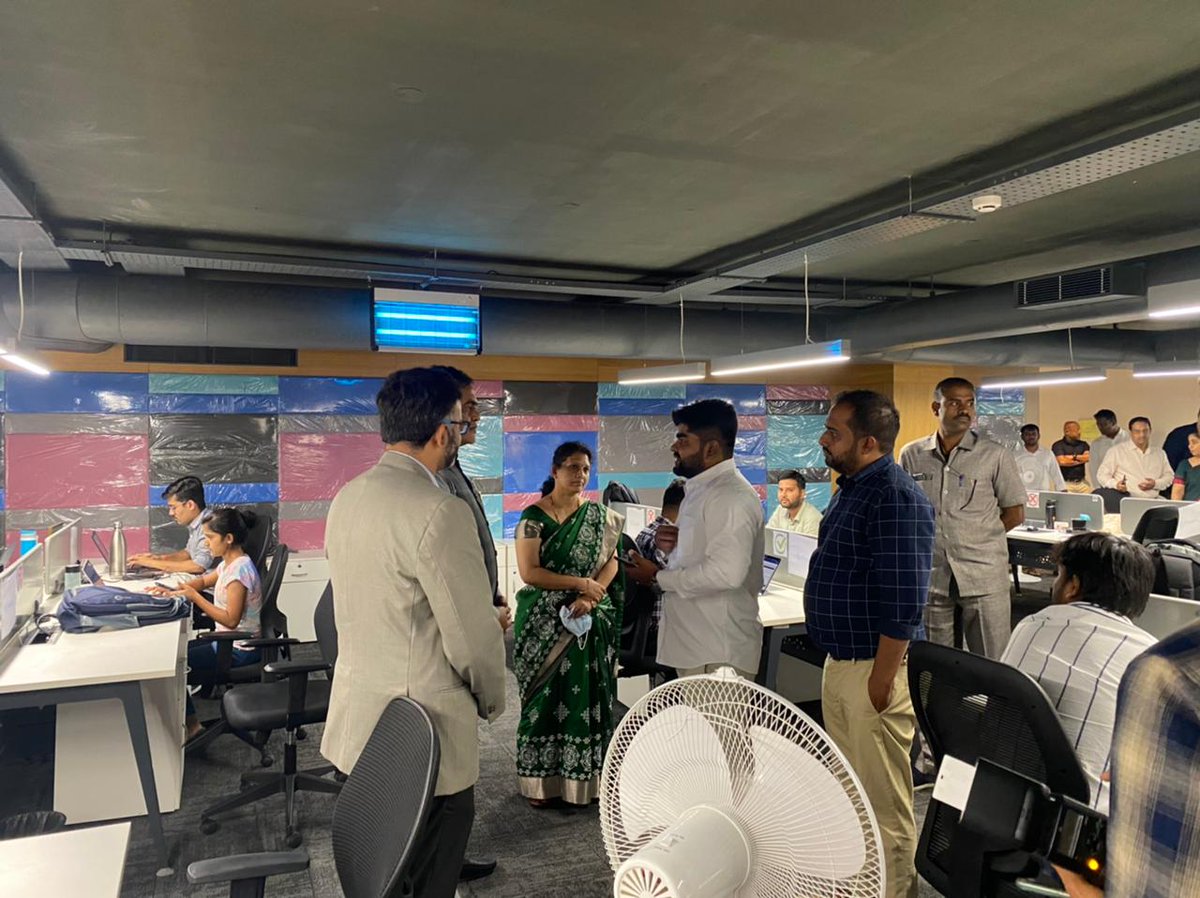 Ktech_Hub's tweet photo. Today, @drashwathcn, Hon’ble Minister of Higher Education visited the Ktech Innovation Hub, powered by @nasscom. He interacted with Startups, motivated them &amp; heard their product pitches during the visit. He appreciated NASSCOM's efforts to grow the startup ecosystem in Karnataka https://t.co/noi7fUSevA