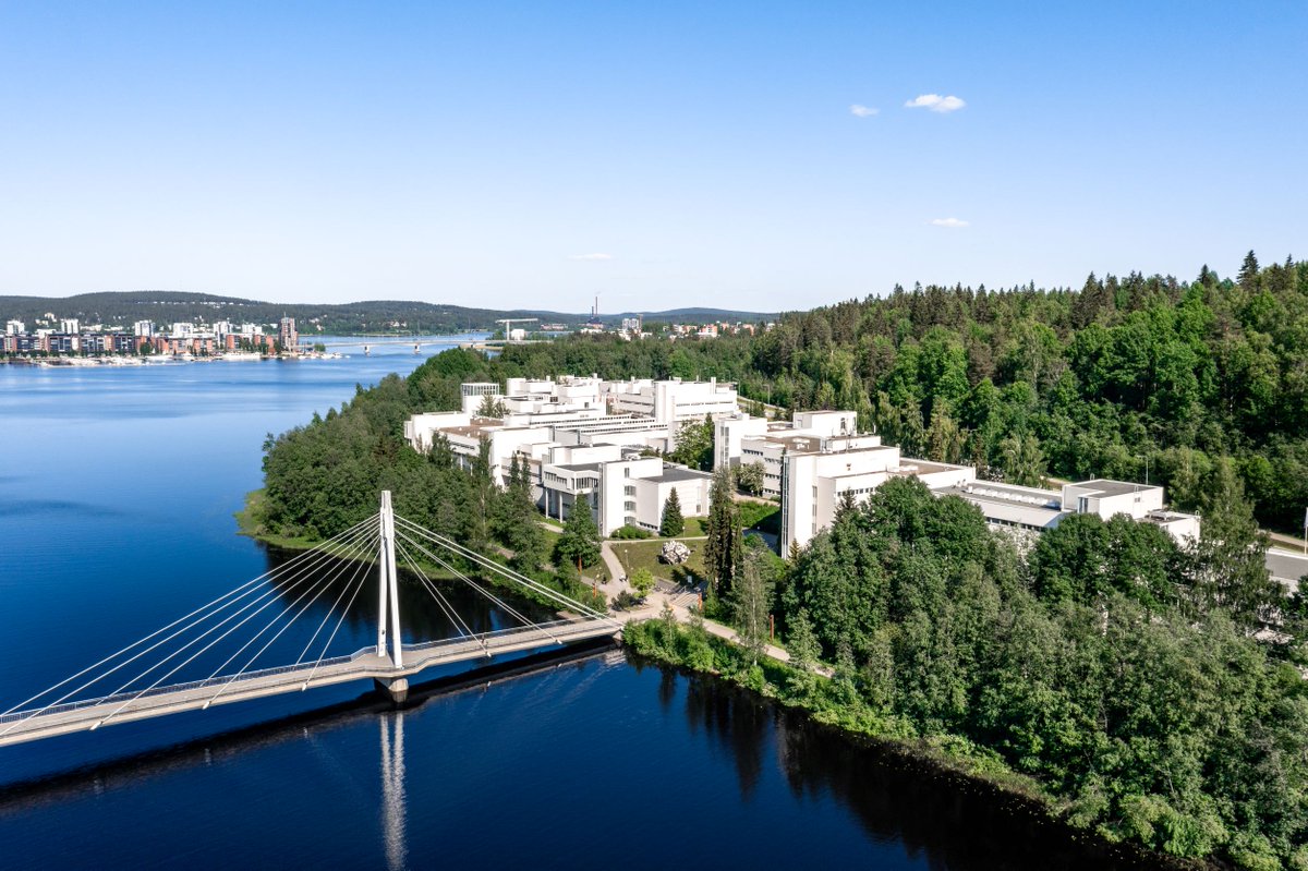 Faculty of Mathematics and Science (@jyuscience) on Twitter photo Promising new routes for sustainable aviation fuel and chemicals ➡️ The #Synjet project combines the efforts of <a href="/CompCatJYU/">CompCatJYU</a> <a href="/uniofjyvaskyla/">University of Jyväskylä</a>, <a href="/VTTFinland/">VTT</a>, <a href="/AboAkademi/">Åbo Akademi University</a> and multiple commercial partners: r.jyu.fi/Eti #jyuscience #renewablefeedstocks Promising new routes for sustainable aviation fuel and chemicals ➡️ The #Synjet project combines the efforts of <a href="/CompCatJYU/">CompCatJYU</a> <a href="/uniofjyvaskyla/">University of Jyväskylä</a>, <a href="/VTTFinland/">VTT</a>, <a href="/AboAkademi/">Åbo Akademi University</a> and multiple commercial partners: r.jyu.fi/Eti #jyuscience #renewablefeedstocks