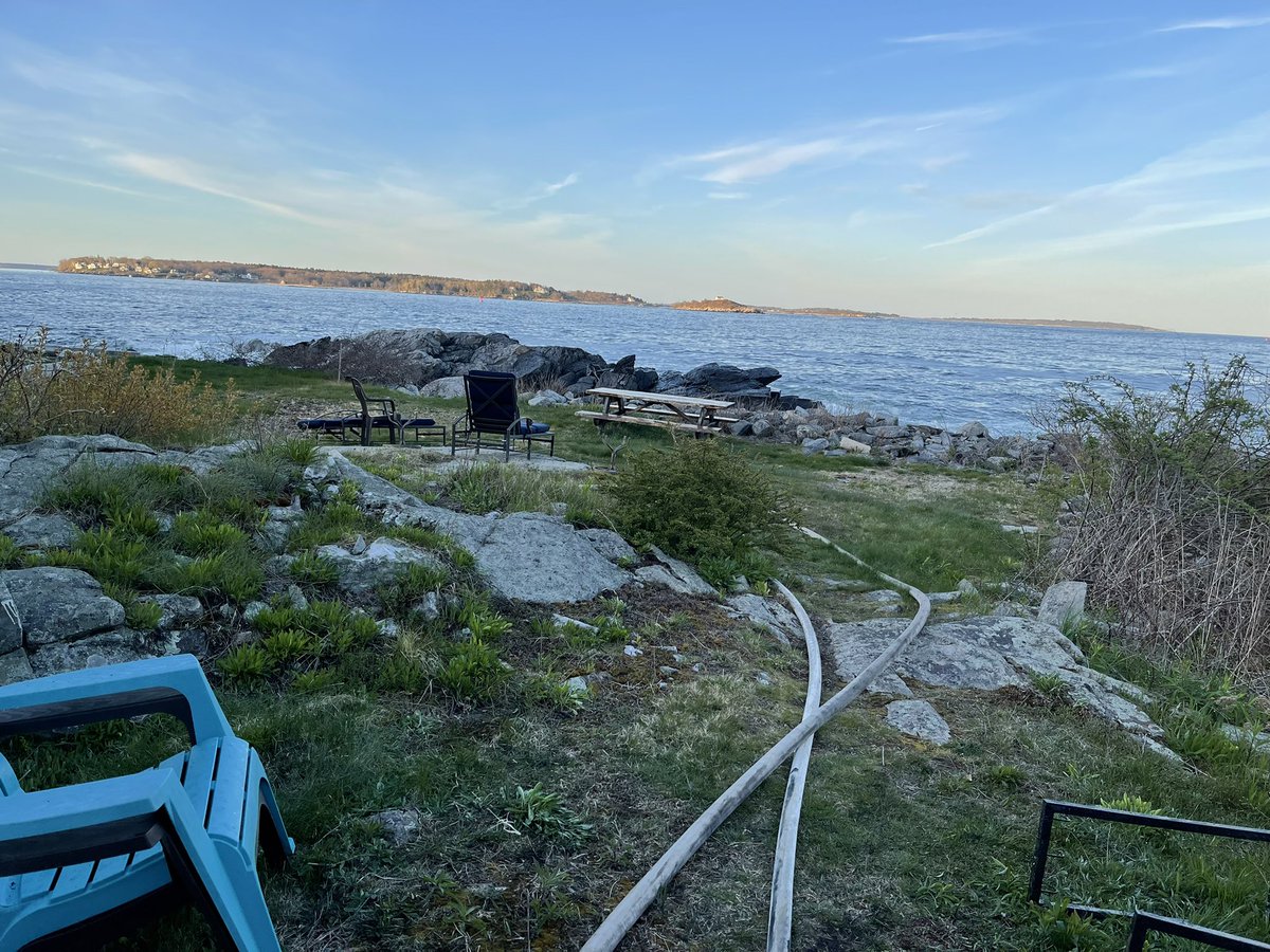 PortlandFD's tweet image. The PFD Fire Investigation Team has determined the cause of last evenings All Hands fire on Peaks Island: Accidental. There were no injuries to civilians or firefighters.