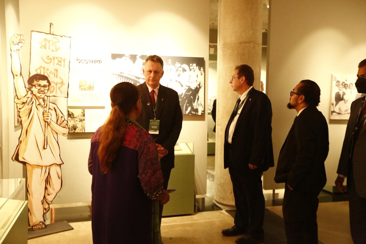 USBanglaTrade's tweet photo. US-Bangladesh Business Council was humbled to visit and be received at Liberation War Museum

#USBBC2022
#USBD50 https://t.co/yizgKalsnC