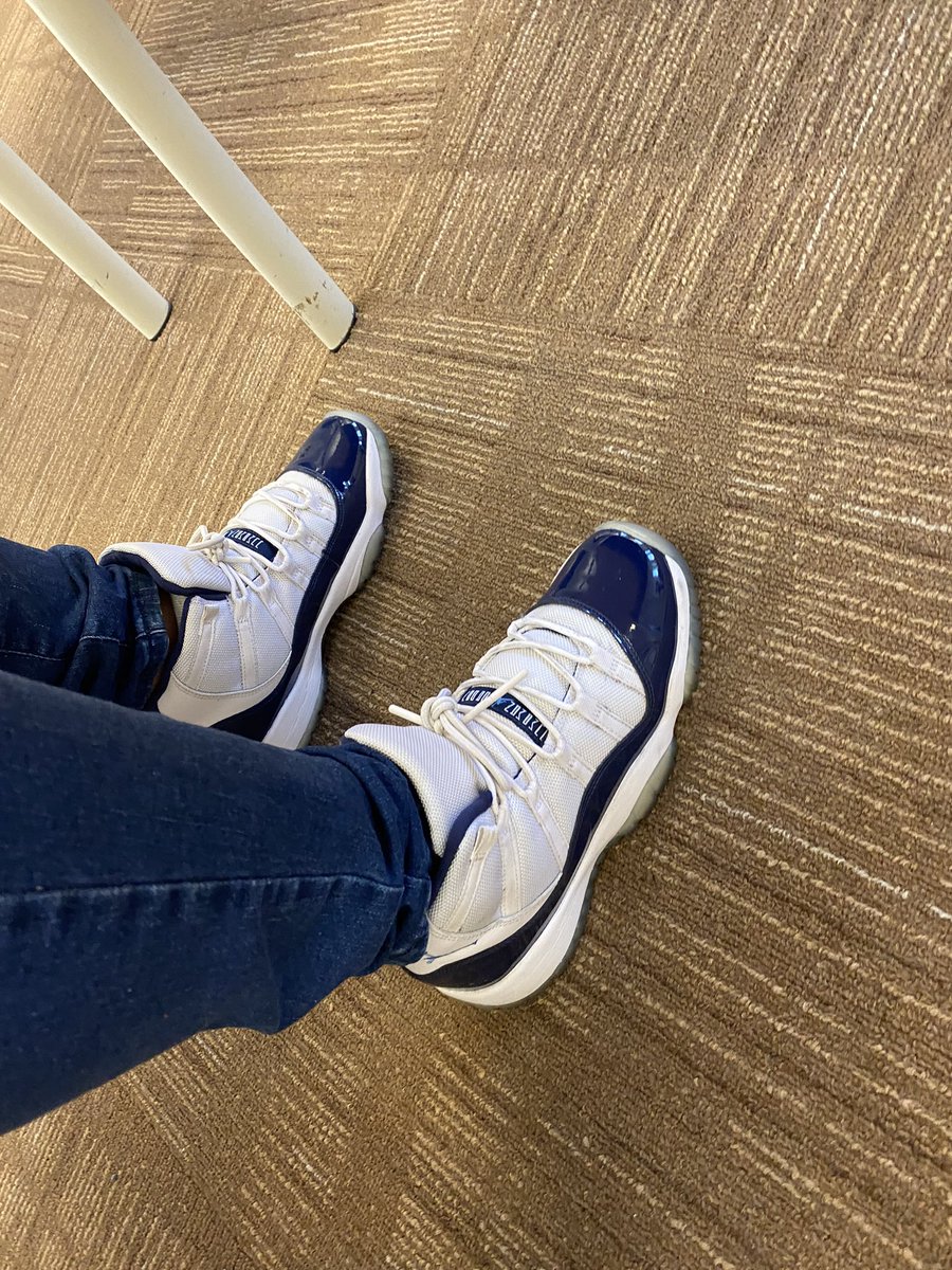 chicksinkicks2's tweet photo. Whatโs on your feet today? Monday edition #winlike82 #chicksinkicks2 https://t.co/nd0ibUf51V