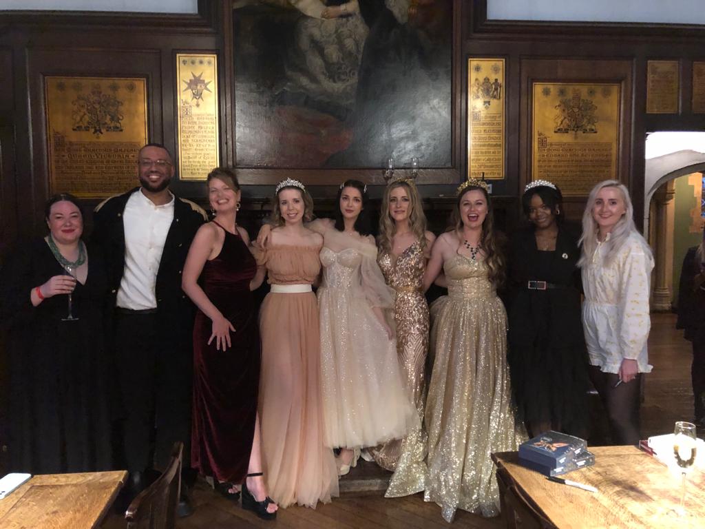 We had the pleasure of hosting @cat_doyle0 and @kwebberwanders book launch with @electricmonkeybooks for the wonderful new book, Twin Crowns.

Everyone dressed tremendously and we were overjoyed to see the Chapter Hall come to life when it was filled with regal glamour.