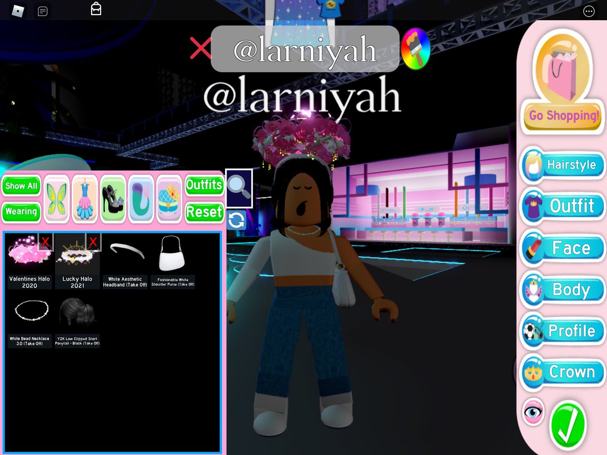 larniyah's tweet photo. Trading the following for Amazon giftcard!
Val 20 halo - $10 
Lucky 2021 halo- $10 
3 million diamonds - $10 
All sets in game - $10 

please dm me if ur interested <3
#royalehigh https://t.co/SSSq3bmJc7