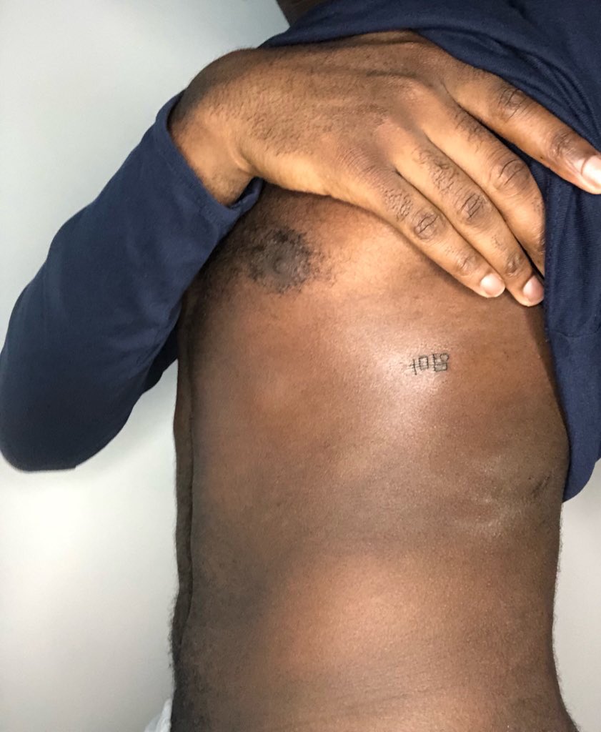 FredDiamond_'s tweet photo. The tatoo “엄마” :) #firsttatoo https://t.co/OyUFhXfo5T
