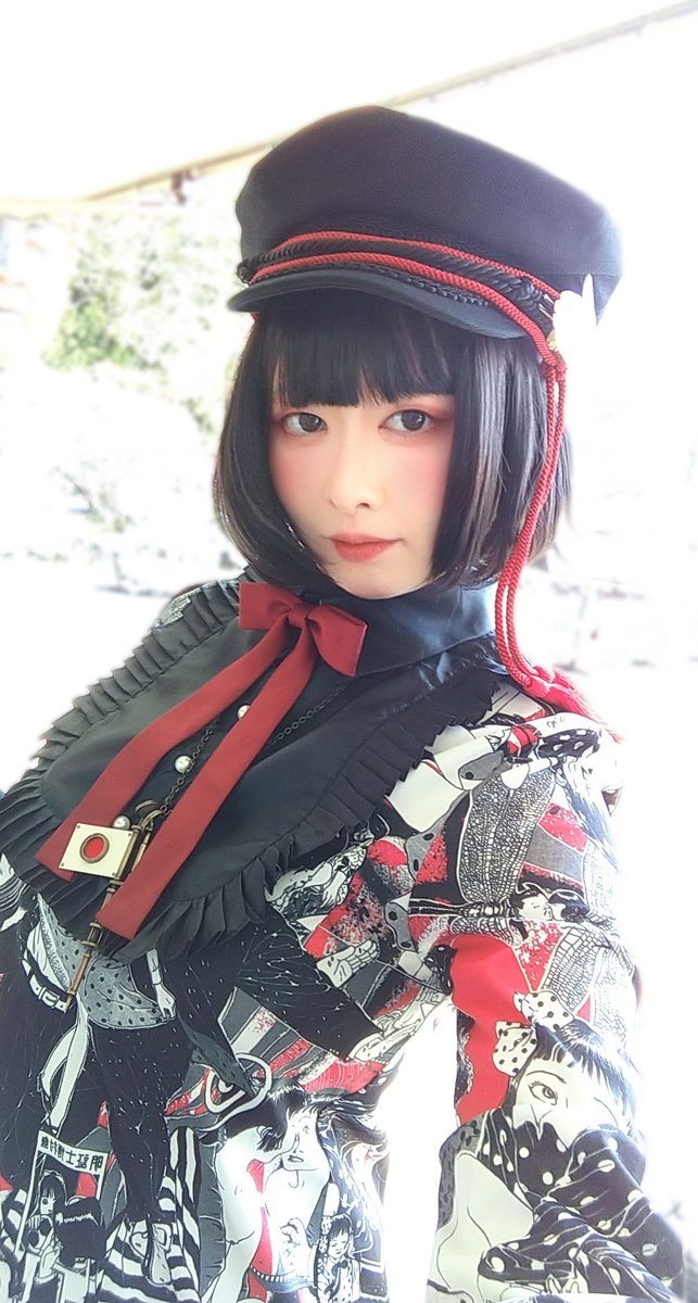 yui_blackrose's tweet photo. 少女椿ワンピース❤️🖤 https://t.co/yfY6g9KxLb