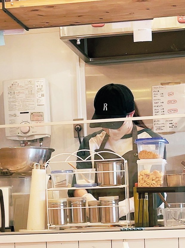 shibariho0513's tweet photo. 地元のカフェで働いてます🥞
暇な時は是非来て

Cafe Rob 門真店 https://t.co/Dir9nLWSso