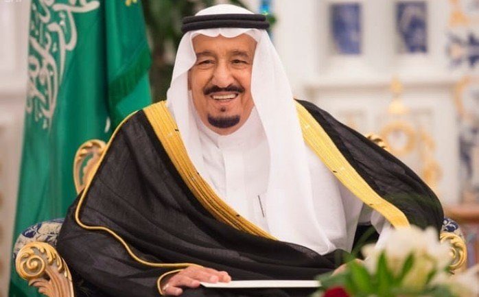 #الديوان_الملكي

الف لاباس يا خادم الحرمين الشريفين طهور ان شاءالله وترجع لنا سالم معافا 
يارب العالمين تمتعه بالصحه وتحفظه لنا