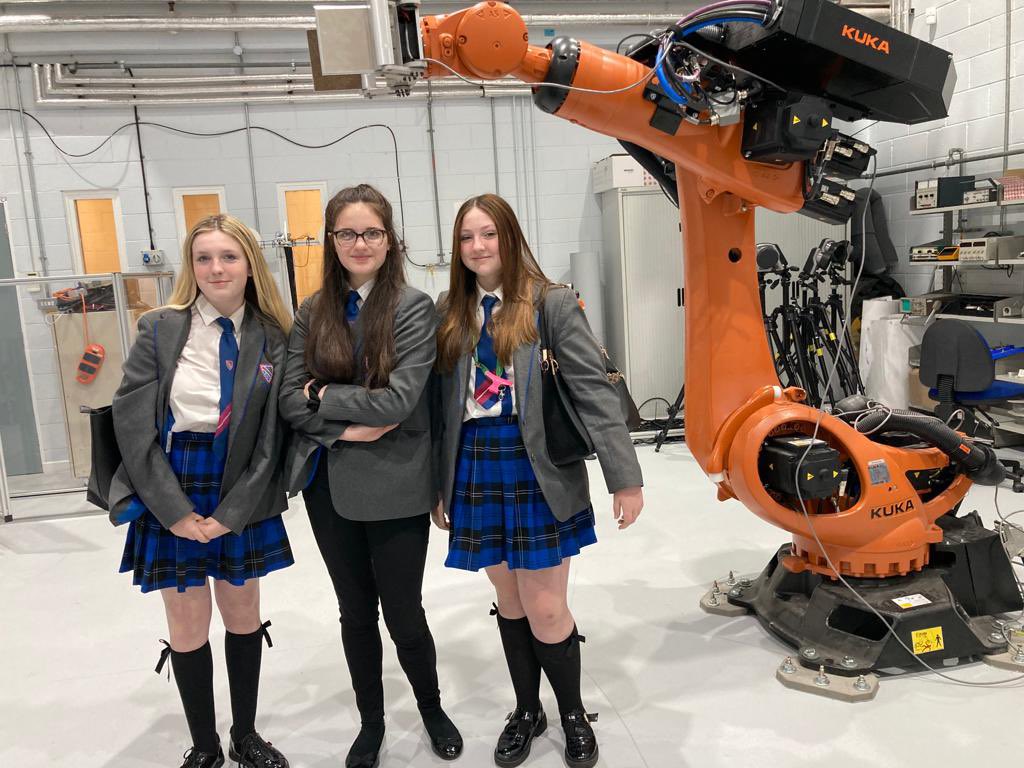 deaneryhigh's tweet photo. @deaneryhigh Y9 pupils had a follow up session visiting the University of Salford today. They experienced the robotics lab, maker space lab and completed a construction challenge. They also had the opportunity to tour the campus. Thanks again to Teslim Balogun lecturer. https://t.co/FExY7RP2ca