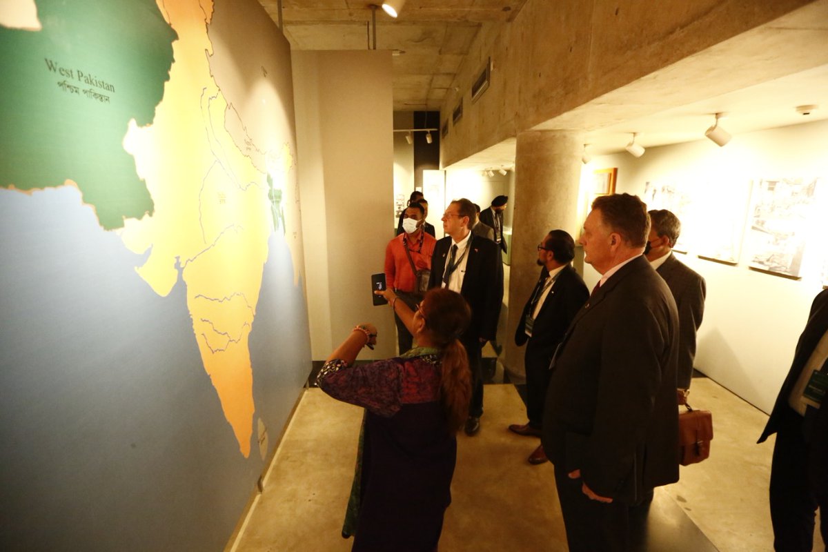 USBanglaTrade's tweet photo. US-Bangladesh Business Council Delegation visited the country’s Liberation War Museum today to learn about the freedom struggle of 1971 Liberation War, and the history of Bangladesh’s independence.

#USBD50
#USBBC2022
#USBDPartnership https://t.co/7ZkP95JcKB https://t.co/soqcbhlWDo