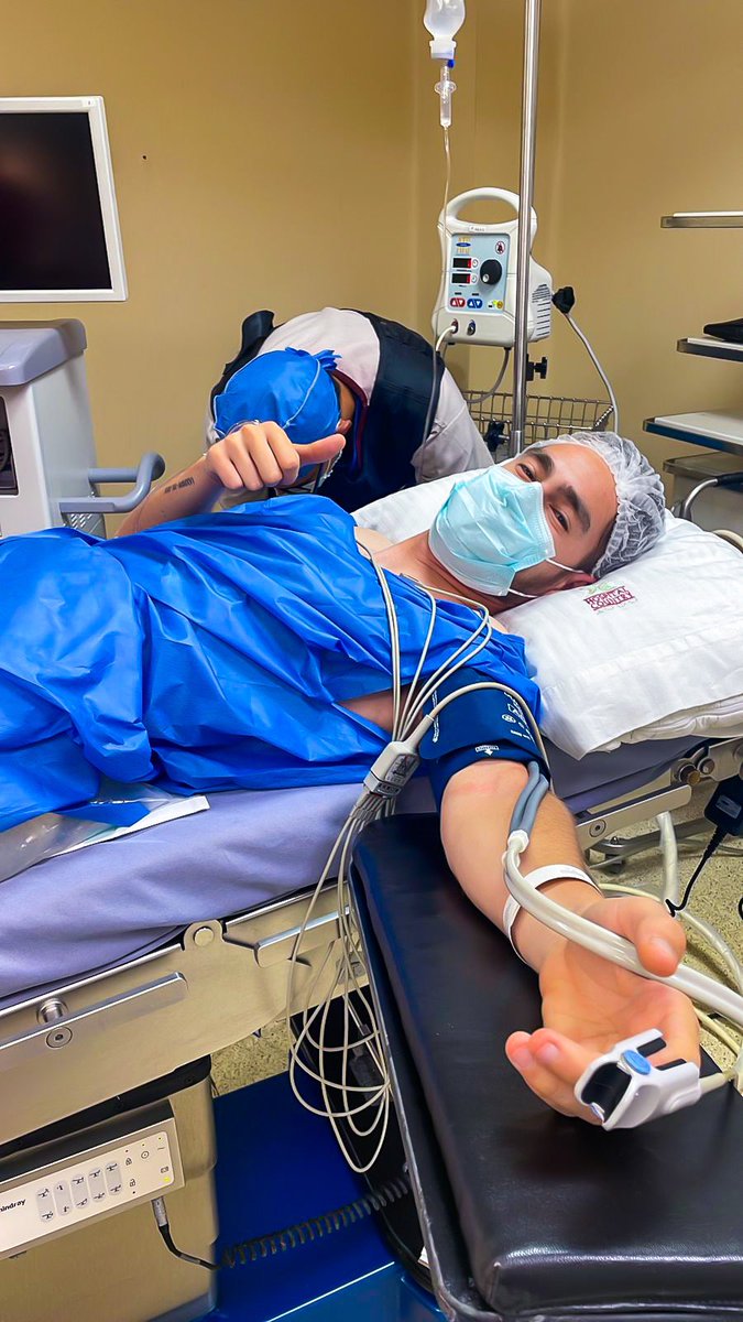 🏥 En este momento dará inicio la cirugía de <a href="/jesusanguloo/">Jesus Ricardo Angulo</a>. 

Todas las mejores vibras para 'Canelo' 🙌
