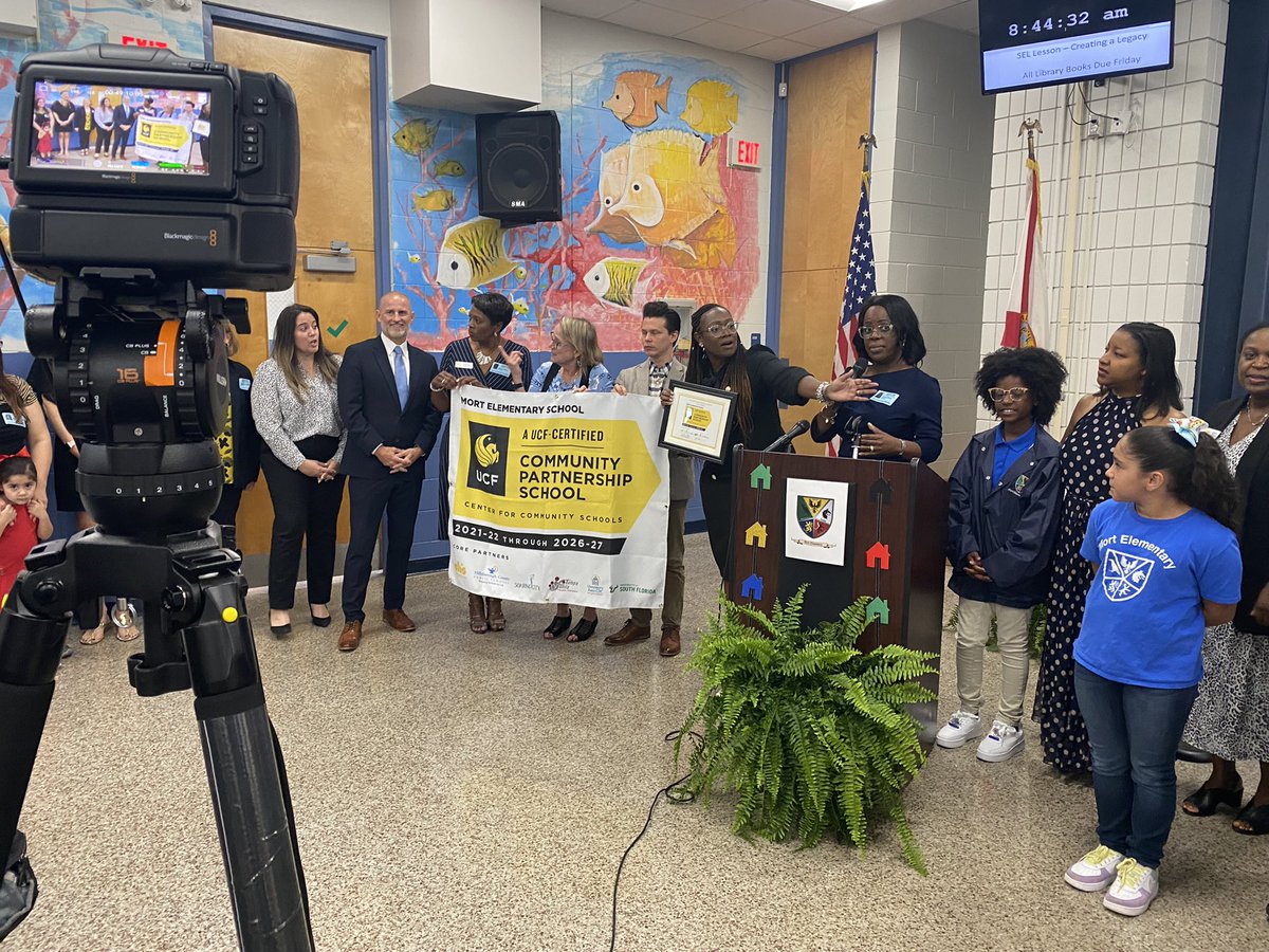 JWeaver_HCPS's tweet photo. Spent the morning celebrating @MortElementary being recognized as a @UCF certified Community Partnership School.  Well earned by the students and staff.  @HillsboroughSch https://t.co/sH6f8Snwmg