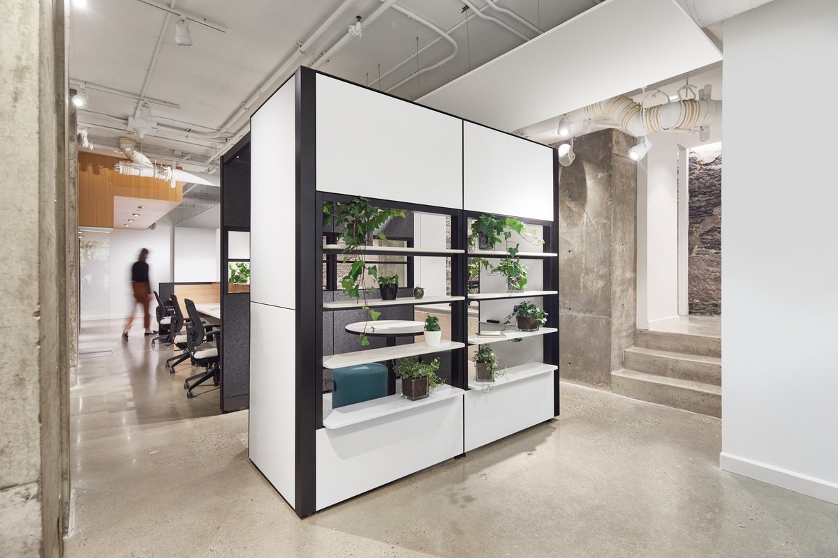 brezachsolution's tweet photo. Creating space within space has never been easier! Axel Pavilions are so  incredibly versatile - create meeting rooms, private nooks, panel workstations - you name it Axel can do it. #officefurniture #officedesign  #design #ottawabusiness #ottawa #ontariobusiness #pavilions https://t.co/mEaChDNyo3