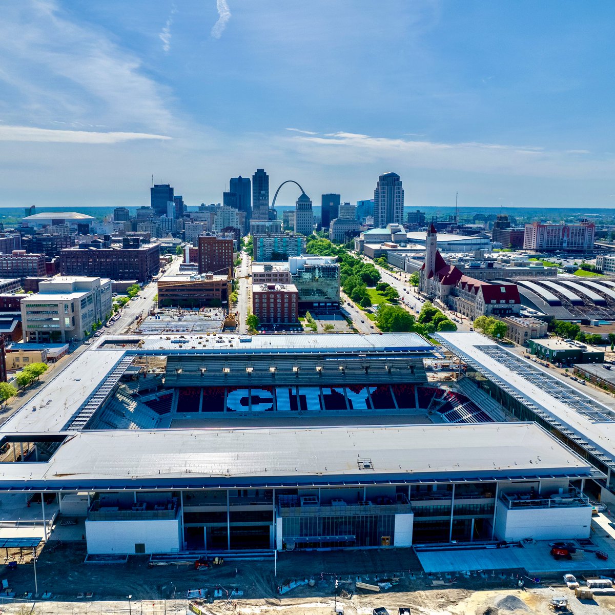 MattBakerSTL's tweet photo. I knew the CITY on the seats would look good, but this is incredible. The way this stadium and the huge CITY letterings are framing the downtown #STL landscape will be an iconic image for generations. #stlCITYsc

📸 @stlaerials https://t.co/QyhUcmv8wO
