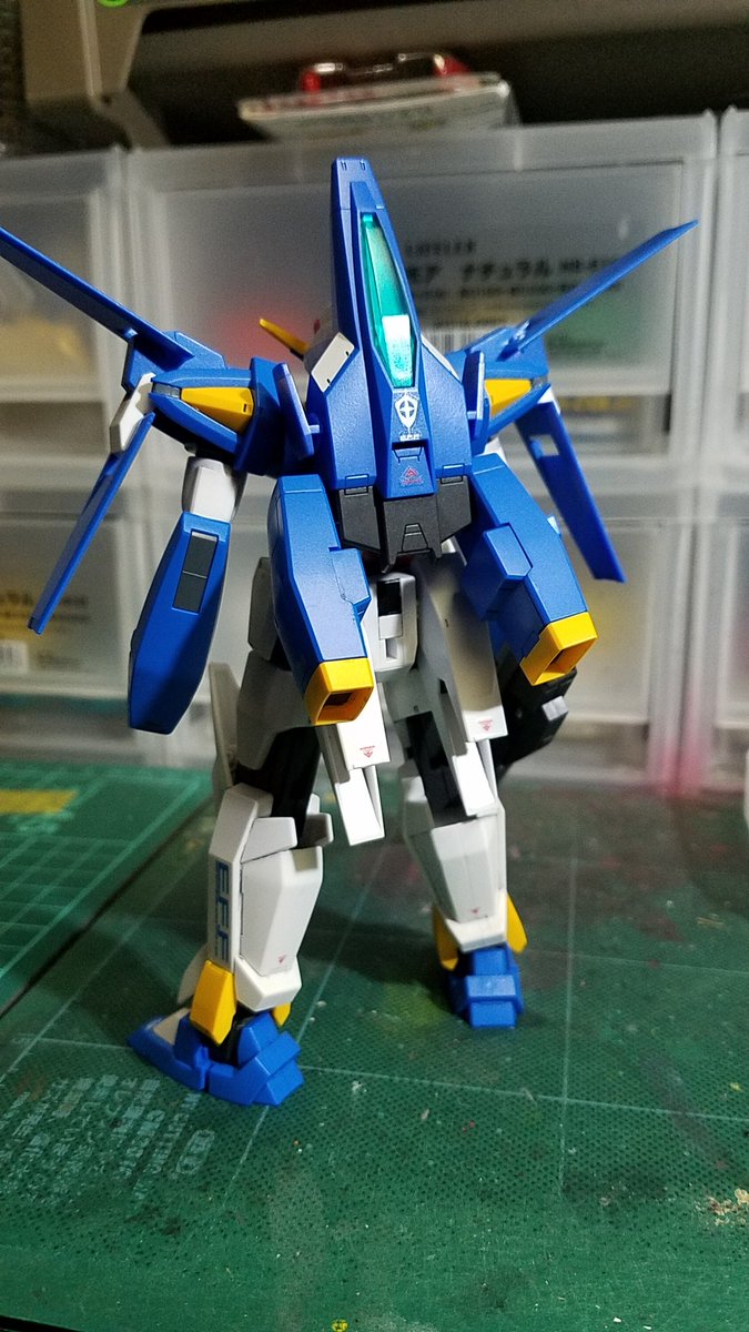 RECONGUNSOU's tweet photo. バンダイ 1/144 ガンダムAEG3ノーマル
ワンデイモデリングで昨日のうちに塗装→デカール貼りまでやって、先程スミ入れして完成しました。
フォートレスも作りたいな。
#ガンダムAEG #AEG3 https://t.co/rSpl3MHYu1