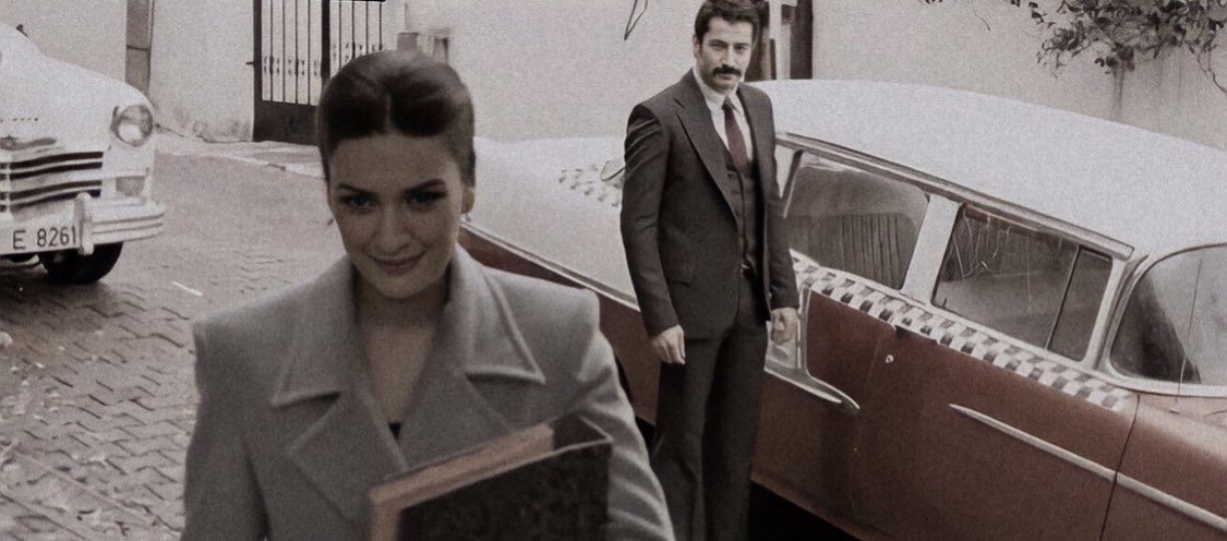 Noasvz's tweet photo. يا بدايات المحبه ويا نهايات الوله ✨
 #Karadayi https://t.co/RWCZzwoTig