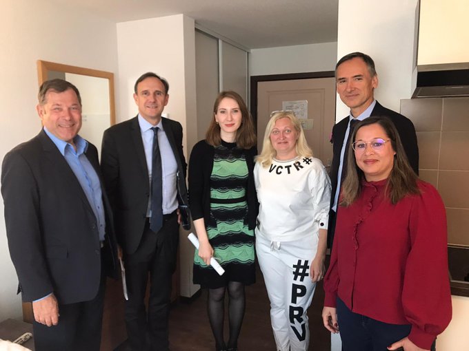🇺🇦🤝🇫🇷 Avec notre filiale #Adoma, nous mettons à disposition 712 logements permettant d'accueillir 3 000 #Ukrainiens dans 47 départements. Une initiative permise grâce à l'appui financier de la <a href="/BanqueDesTerr/">Banque des Territoires</a> via une subvention exceptionnelle de 250K€ ↩️
bit.ly/adoma-accompag…