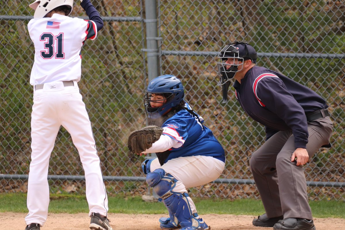 ptrancyber's tweet photo. .@NoreastersBall 14U #catcher #AlexTran taking an inside #fastball….#BleedBlue #baseball #catchers #noreasters @C_Kay2297 https://t.co/lmwrx6706c