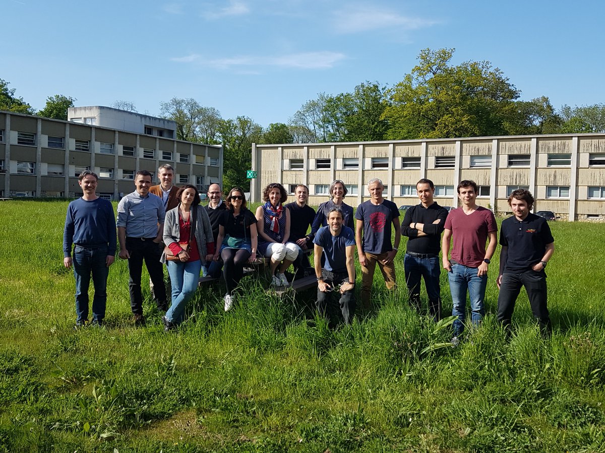 caro_exobio's tweet photo. A couple of weeks ago, our @cnes project manager for #Dragonfly #DraMS-GC, @Gaby65 and team came to visit our 4 french labs participating in the project. @latmos_ipsl #lgpm @centralesupelec @LesiaAstro @LISA_ipsl
A snapshot of these great times are captured in the photos below. https://t.co/V5R05FzYsQ