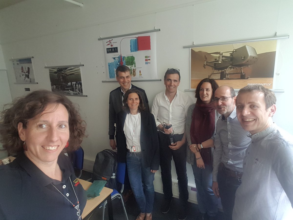 caro_exobio's tweet photo. A couple of weeks ago, our @cnes project manager for #Dragonfly #DraMS-GC, @Gaby65 and team came to visit our 4 french labs participating in the project. @latmos_ipsl #lgpm @centralesupelec @LesiaAstro @LISA_ipsl
A snapshot of these great times are captured in the photos below. https://t.co/V5R05FzYsQ