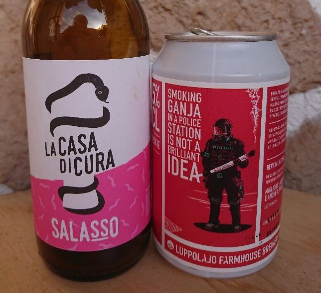 cronachedibirra's tweet photo. Sebbene poco conosciuti, #Lichtenhainer e #Grodziskie rappresentano 2 stili fondamentali per la storia della #birra in Europa. Ecco come li interpretano i birrifici italiani (e non solo).
https://t.co/6jSPTDQjDP https://t.co/eXDKEmh5EU