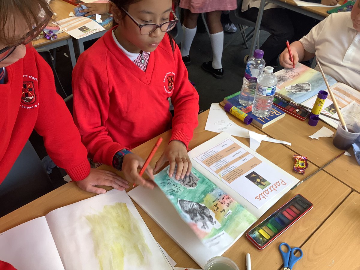 SacredY6's tweet photo. During Science and Art, year 6 are evaluating different artist’s sketches of heart artwork before we begin to design and sketch our own hearts. The children will then mould their own 3D heart sculptures from clay.
#SH7Science #SH7Art #SH7Year6 https://t.co/YivPpR4iiI