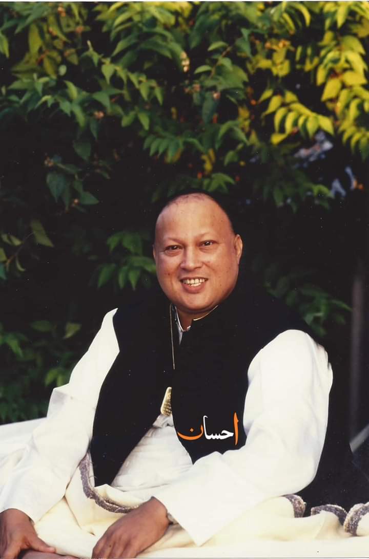 NFAKWorld's tweet photo. "Man learns throughout his life, and dies the same day he thinks he has learned everything."

- Nusrat Fateh Ali Khan https://t.co/OVEkAQkxhE