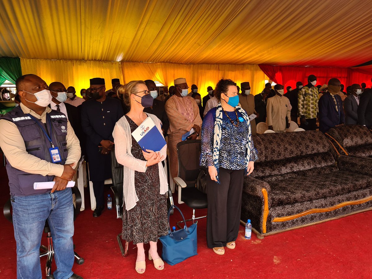 Lancement ce jour du vaccin Pfizer pour une protection des plus jeunes. C'était en présence du Ministre de la santé, des Ambassadeurs des USA et Japon et des représentants #OMSMali et #UNICEF