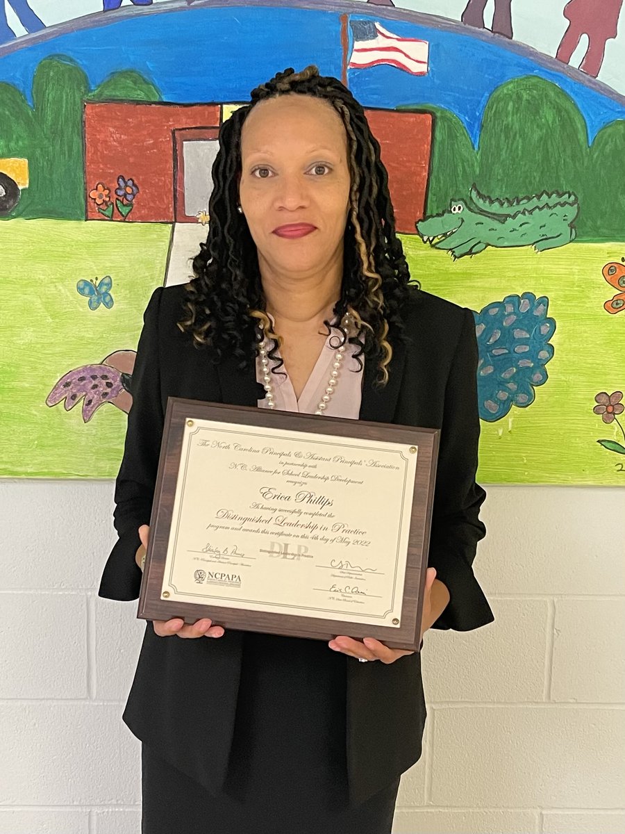 JTBCrocs tweet media