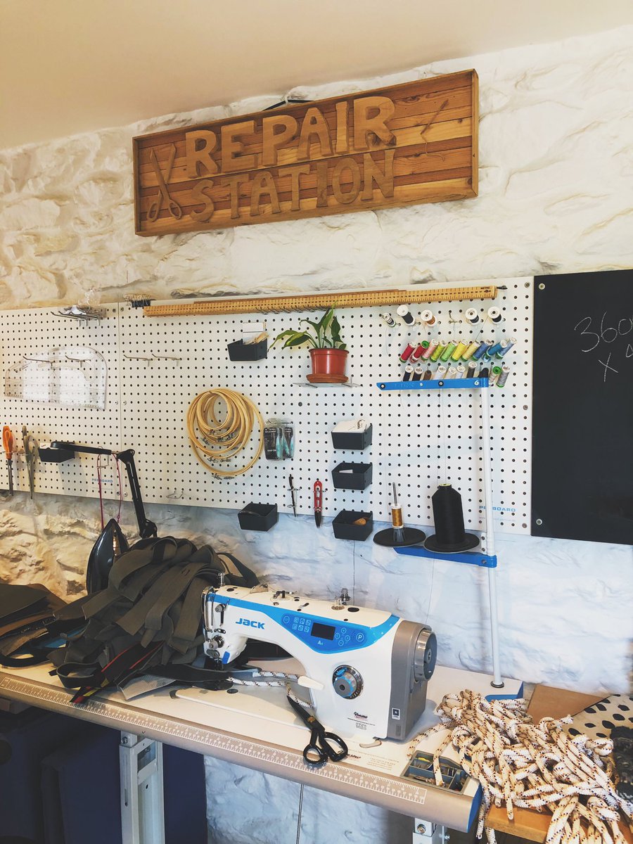 EilirHaf's tweet photo. Brilliant to hear about @TYFAdventure’s repair centre in St David’s and how they are campaigning for a more circular economy ♻️🌎 #RefuseReuseRecycle
https://t.co/LBgRs3hqFS https://t.co/BfT3unSrmu