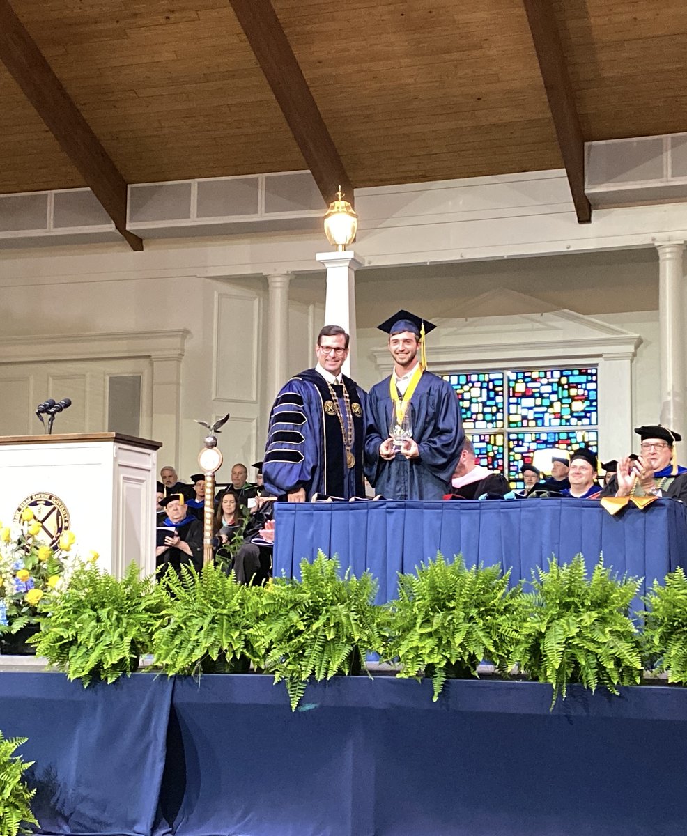 TEACHfaithHome's tweet photo. We are thankful for God’s blessings on Christian Phillips over the past four years at East Texas Baptist University! #ETBU #graduation #graduation2022 #TEACHFaithAT #FBCMurphyTX #Mobberly #family #college #education #bachelors #parenting #Undergraduate #bachelorsofscience https://t.co/Ur44uVZjpB