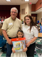 kls_krista's tweet photo. Title I partnered with @The_GESGators at their Spring Fling. Parents learned strategies to keep learning going all summer long. Families received fun take-home kits. The event was capped off by a wonderful Kindergarten performance! @GreenJulieL @IRCSchools #Malits #TitleISupport https://t.co/4u4bImeAvn
