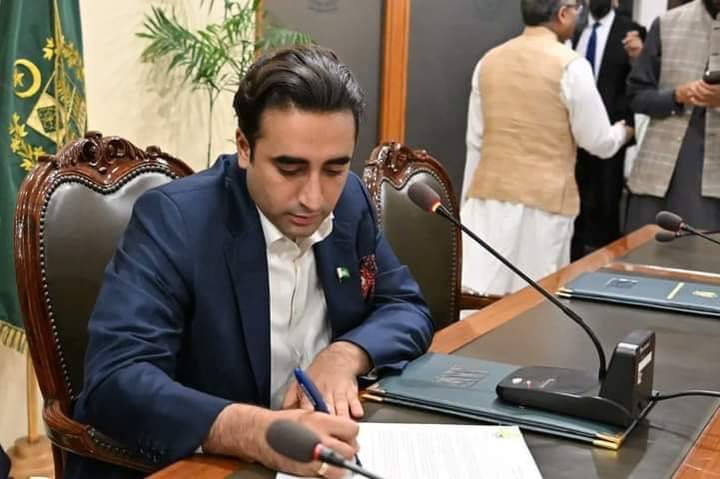 AliRaza70146162's tweet photo. One sindh One policy  #AppointAll50PlusCandidates https://t.co/leid8rp304