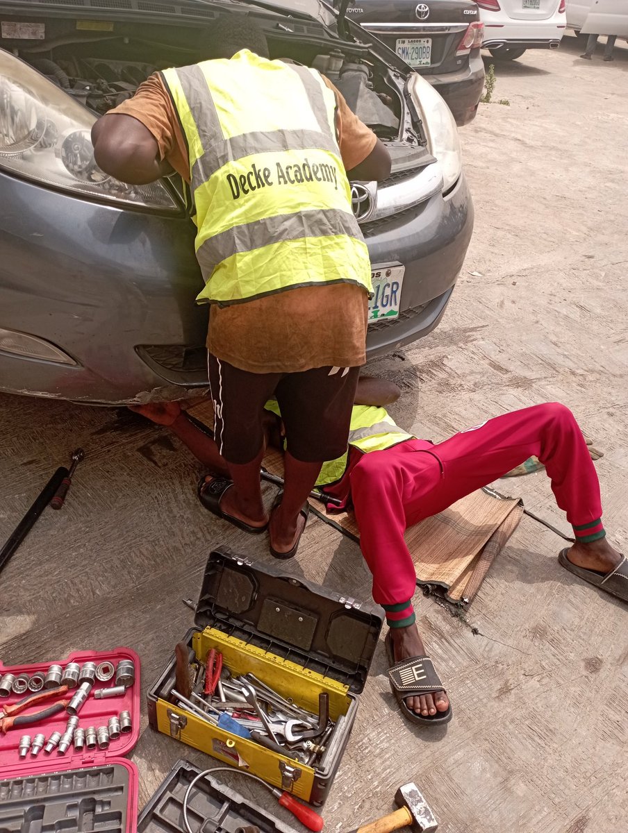 DeckeAcademy's tweet photo. Economic building through Skill set acquisitions....

Apprenticeship and skill work, according to Ainley and Rainbird, is still one of the most commonly used means of capacity building, knowledge transfer, and training in most informal sector settings.

#trainingschool https://t.co/iu6MGmfz7j