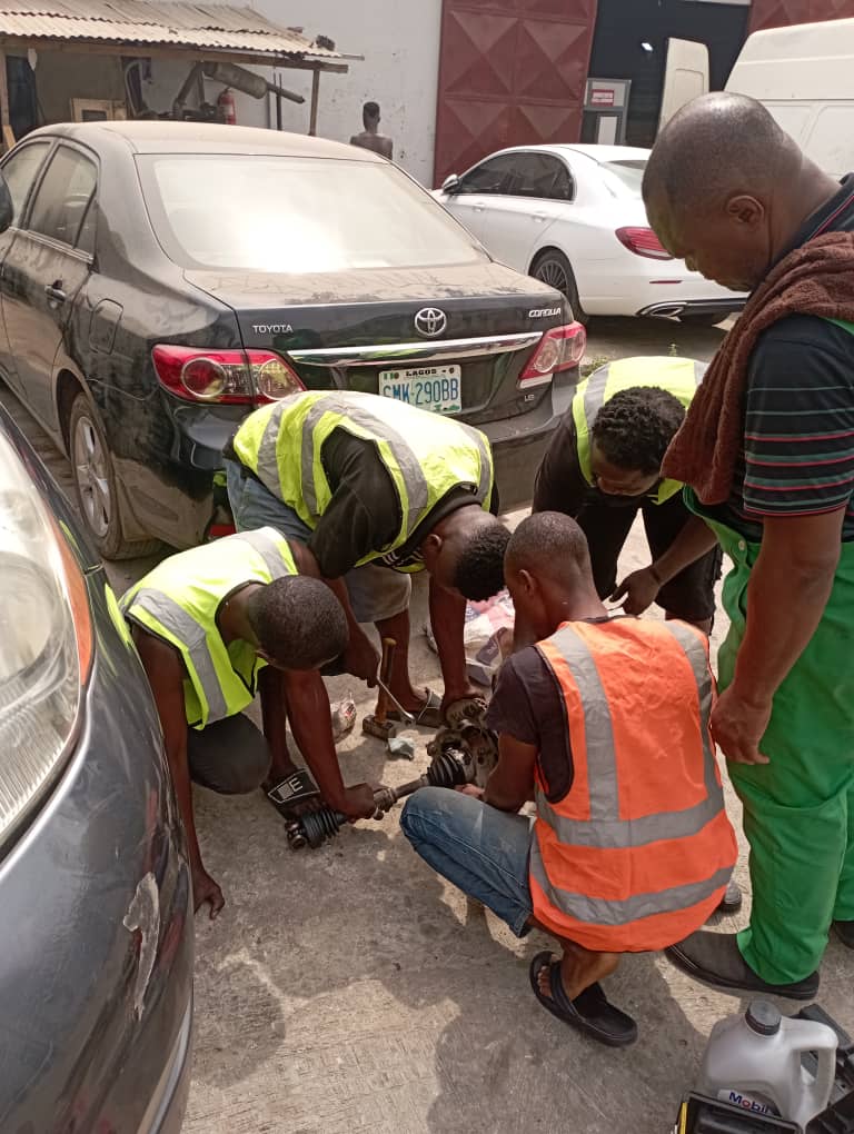 DeckeAcademy's tweet photo. Economic building through Skill set acquisitions....

Apprenticeship and skill work, according to Ainley and Rainbird, is still one of the most commonly used means of capacity building, knowledge transfer, and training in most informal sector settings.

#trainingschool https://t.co/iu6MGmfz7j