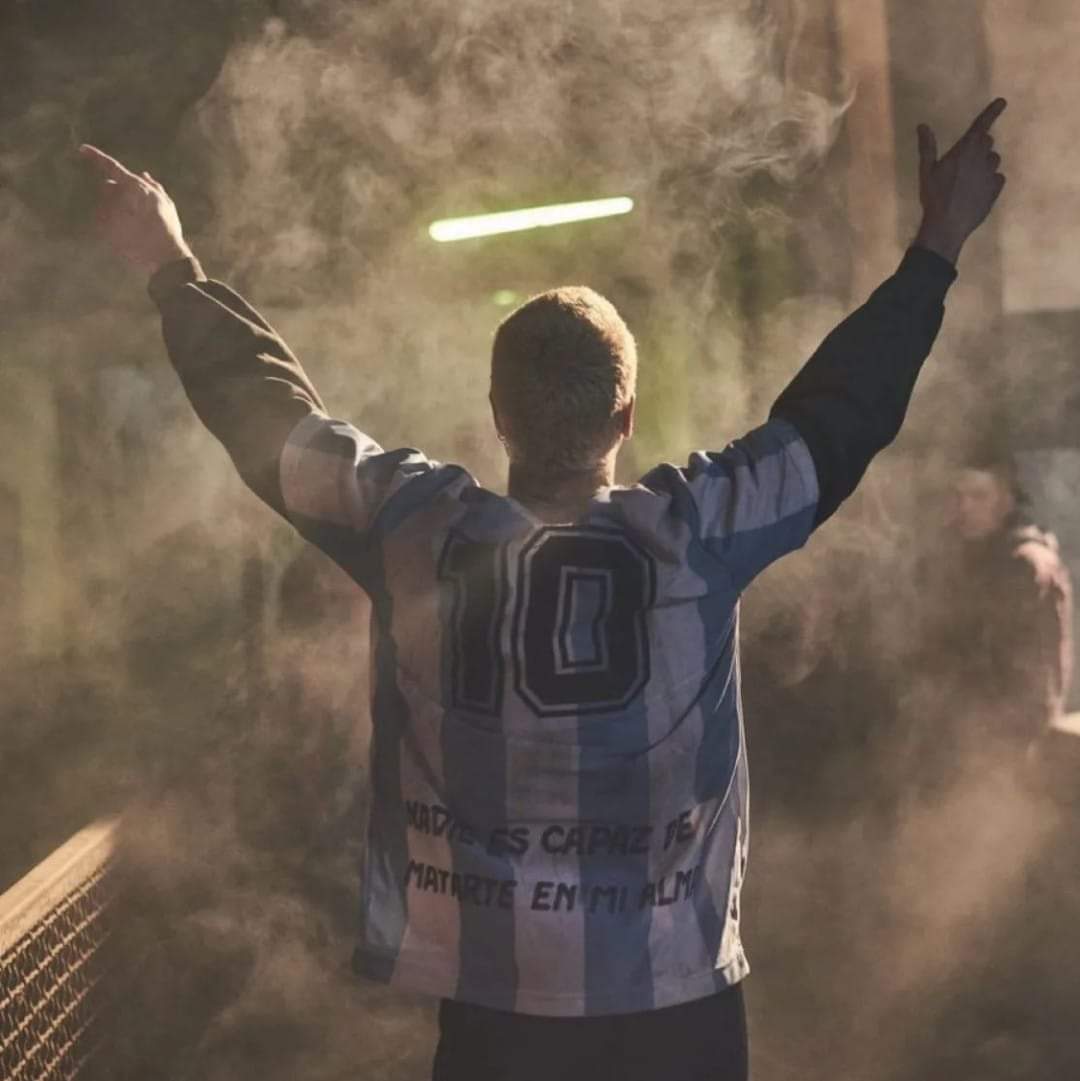HSaenz10's tweet photo. La escena mas épica de la historia de @NetflixLAT #ElMarginal5 https://t.co/VbWIVri4Ck