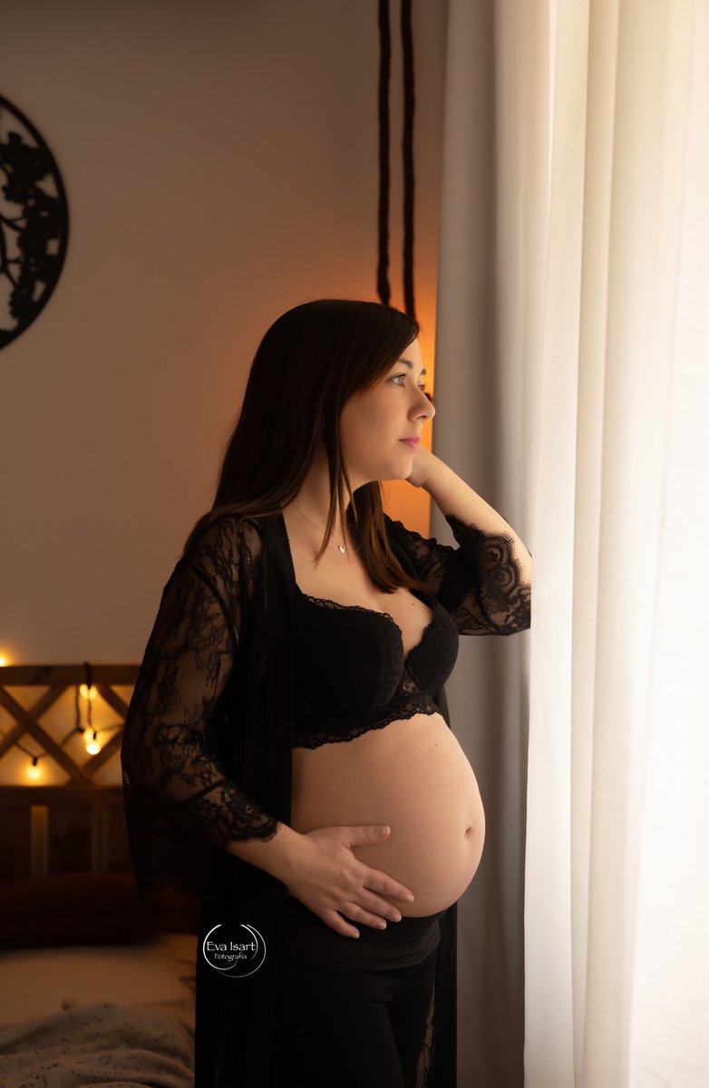 evaisart's tweet photo. Esperando a que Enzo llegue, esperando a que pasen los meses, los días para poder tenerlo en sus brazos y poder verle su carita. 😍

Si quieres información sobre las sesiones de embarazada contacta conmigo 

💻eva@evaisart.com
☎️ 616188570 https://t.co/4VuBeXbrl2
