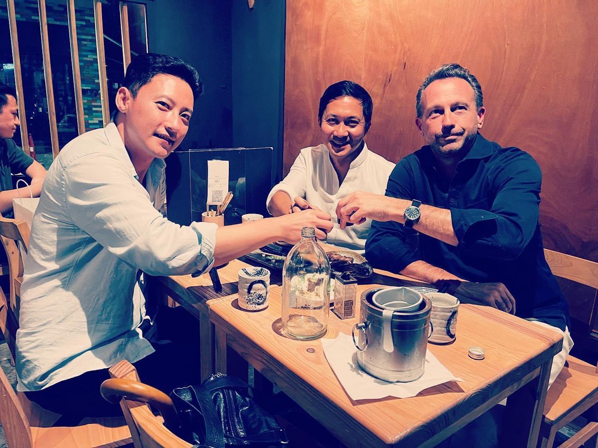 A great Yakitori dinner with crypto OG friends in HK <a href="/collectionist/">Jehan Chu</a> Jehan and Tony! We never settle for less! Go Asia Crypto innovation! #Crypto #KeneticCapital <a href="/TKXCAPITAL/">TKX CAPITAL</a> #Ethereum