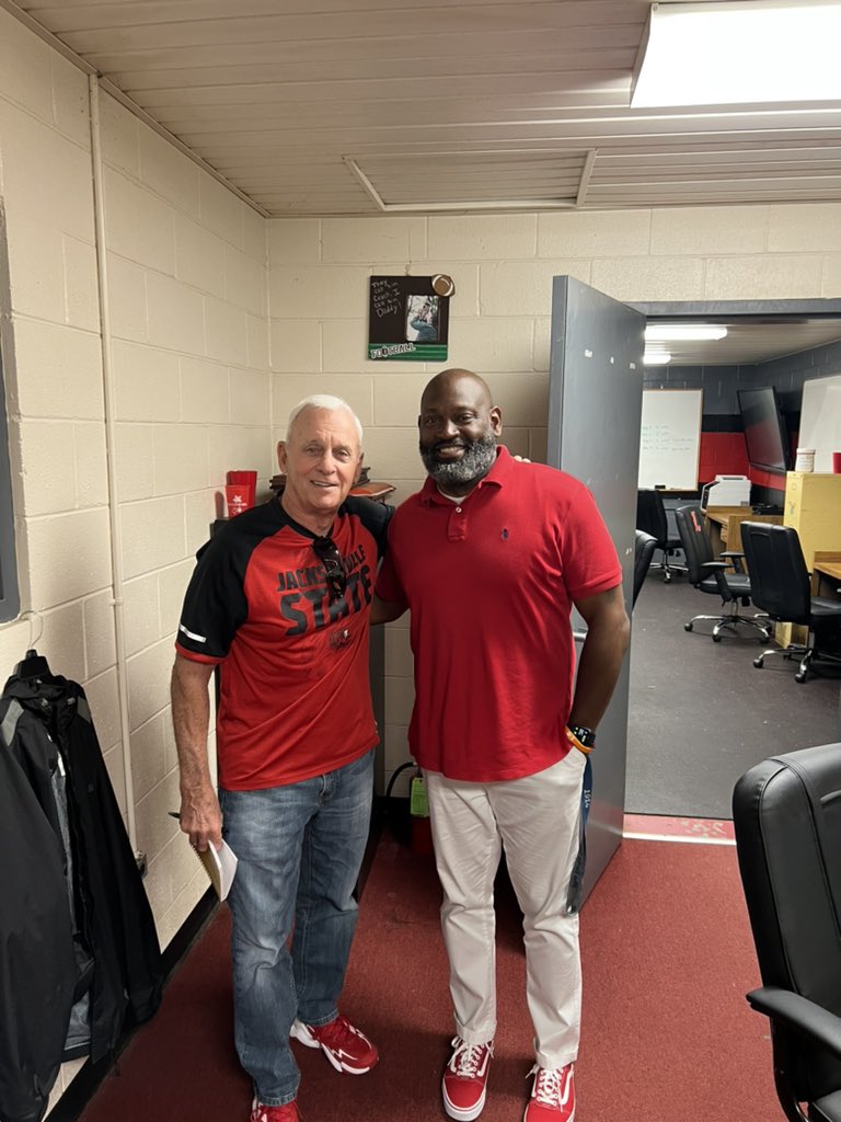 CoachWard_RTB's tweet photo. Great seeing another former coach @Rick_Trickett today. Thanks for stopping by @LuverneFootball #Fall94 #StayCocky https://t.co/7HmlzGAEOG