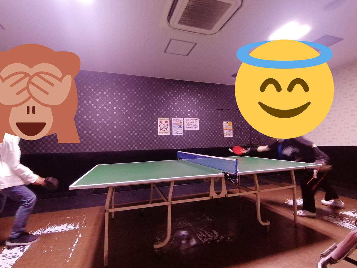 ikedachandayo's tweet photo. #ゴールデンウィークを写真4枚で振り返る 
たまいんVSちゃんかい→躍動感すご
クラブ→よく見たら前の男が女の子に肩組みにいってて草
ボウリング→賭けが始まりワイ暴走
イケダチャンズオフ会→皆でドン引きしたあの顔は忘れん https://t.co/B4Xf98y3RY