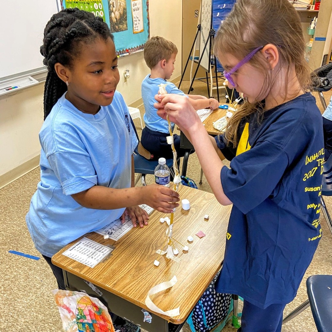AtownDioceseEDU's tweet photo. It's a NEW WEEK #saintsandscholars and time to build and create! We love watching you grow and learn! #safepresentgrowing https://t.co/4tmfzaKJKj